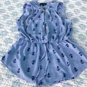 Anchors away - nautical top so cute M
